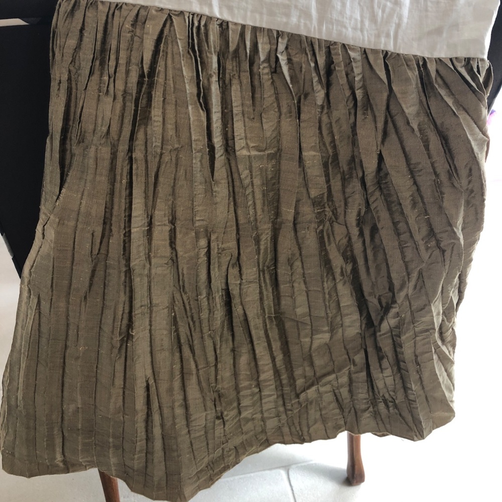 Bedskirt - Crinkled taupe silk - Queen size